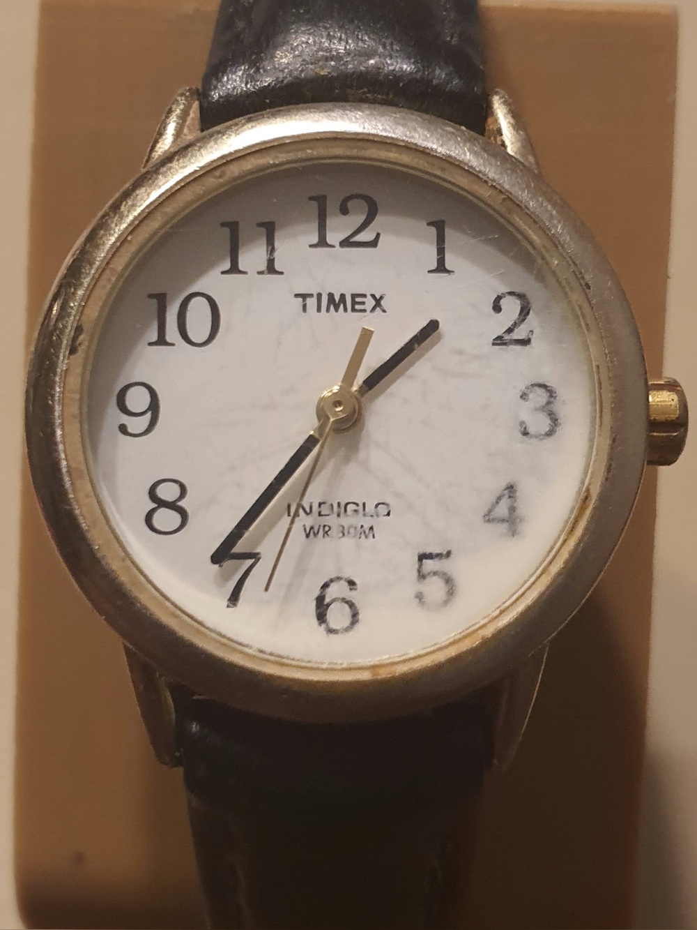 🦋10/$20🦋 Timex Indiglo Goldtone/White Leather Women's Watch
